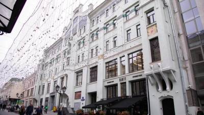 Владимир Ефимов - Помещение в доходном доме на Кузнецком мосту выставили на торги - vm.ru - Москва