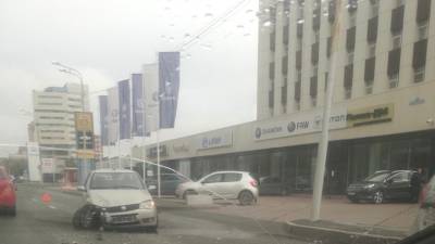 Два ДТП в районе улицы Харьковской в Тюмени замедляют движение - nashgorod.ru - Тюмень - Харьковская обл.