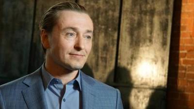 Сергей Безруков - Сергей Безруков в Алуште столкнулся с проблемой парковки лимузина - argumenti.ru - Крым - Нижегородская обл.