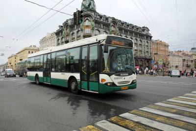 Стало известно, кто будет возить петербуржцев на автобусах после транспортной реформы - spb.mk.ru - Санкт-Петербург - Кировск - район Калининский