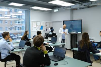 В педагогическом колледже Воронежской области начнет преподавать пермский робот-учитель - 59i.ru - Воронежская обл. - Россошь