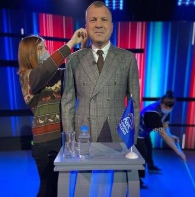 Евгений Попов - Телеведущий Попов обвинил Twitter во вмешательстве в выборы в РФ из-за блокировки аккаунта - znak.com - Россия - США - Twitter