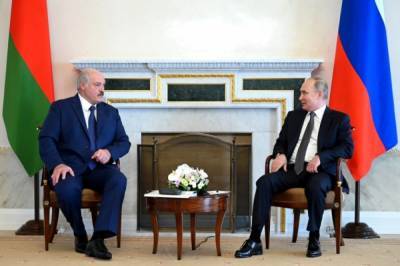 Владимир Путин - Дмитрий Песков - Александр Лукашенко - Путин и Лукашенко проведут часть переговоров за рабочим обедом - Песков - aif.ru - Москва - Россия - Белоруссия - Афганистан
