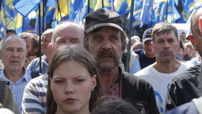 Виктор Медведчук - Жители Киева вышли на митинг у стен Верховной рады - iz.ru - Украина - Киев - Израиль - Киев
