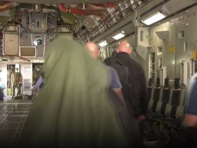 Залмай Халилзад - Al Jazeera: В аэропорт Кабула прибыл борт ВВС Казахстана для эвакуации 200 граждан США и других стран - rosbalt.ru - Россия - США - Казахстан - Афганистан - Катар - Кабул - Reuters