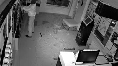 В Твери задержали мужчину, грабившего ювелирные магазины и салоны электроники - afanasy.biz - Тверь - район Центральный, Тверь
