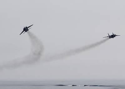 В небо над Камчаткой подняты более 20 боевых летательных аппаратов, в учебных целях - argumenti.ru - Россия