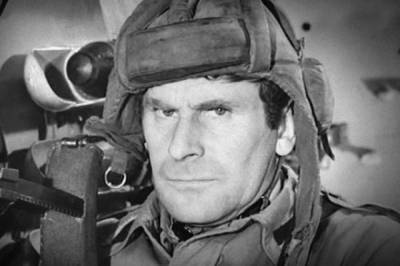 Ушел из жизни актер сериала «Четыре танкиста и собака» - aif.ru - Польша - Варшава
