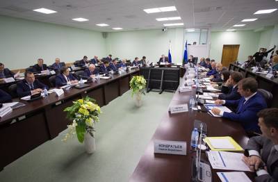 «Россети» во время подготовки к зиме отремонтируют на Урале более 6400 км ЛЭП - znak.com - окр. Уральский
