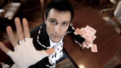 Сергей Сафронов - Продюсеры «Битвы экстрасенсов» нашли нового скептика на место Сергея Сафронова - inforeactor.ru