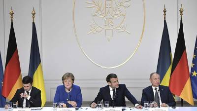 Денис Денисов - Конфликтолог Денисов оценил продвижение переговоров в нормандском формате - iz.ru - Россия - Украина - Израиль - Германия - Франция - Париж - Берлин