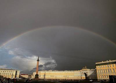 Джордж Лукас - В список самых интересных достопримечательностей мира от России попал только Эрмитаж - province.ru - Россия - Санкт-Петербург - Швейцария - Франция - Испания