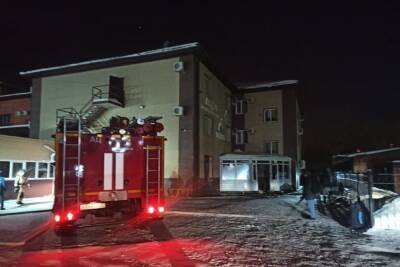 В Комсомольске-на-Амуре в новогоднюю ночь в огне погибли двое мужчин - hab.mk.ru