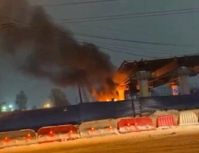 В Новосибирске произошел пожар под строящимся мостом через Обь - sib.fm - Новосибирск