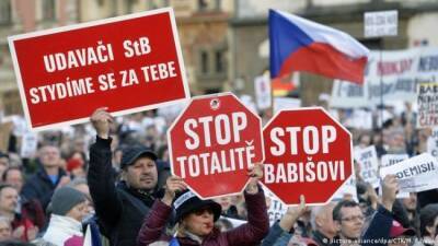 Андрей Бабиша - В Бельгии и Чехии прошли массовые протесты против коронавирусных ограничений - eadaily.com - Бельгия - Чехия - Брюссель - Прага - Брно