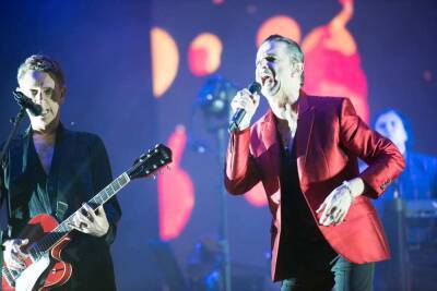 Нина Лукашева - Латышское телевидение насмешило пользователей Сети переводом песни группы Depeche Mode - actualnews.org - Англия - Латвия