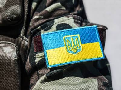 За сутки боевики на Донбассе дважды нарушили режим тишины, украинский военный получил боевую травму – штаб ООС - gordonua.com - Россия - Украина - Крым - Луганская обл. - Донбасс - Донецкая обл.