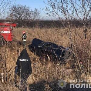 В Запорожской области перевернулся автомобиль «Пежо»: пассажир скончался. Фото - reporter-ua.com - Украина - Запорожская обл.