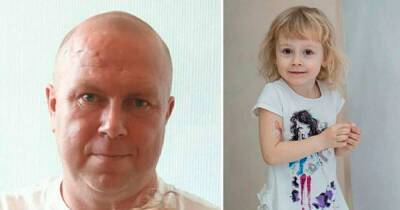 В Томске в розыск объявили трехлетнюю девочку, которую похитил отец - ren.tv - Крым - Владивосток - Томск