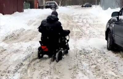 Дорогу в Твери почистили только после публикации известного инвалида-колясочника в интернете - afanasy.biz - Тверь