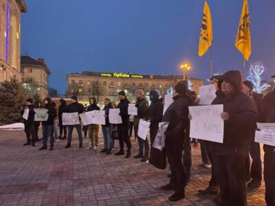 Дмитрий Кухарчук - Представители Нацкорпуса провели акцию в поддержку жителей Казахстана - politeka.net - Украина - Казахстан