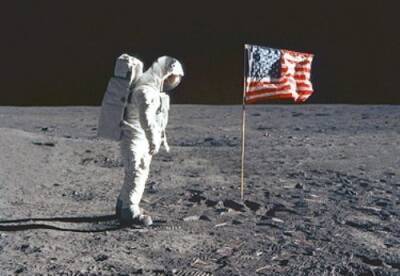 Нил Армстронг - Могила на Луне: какой единственный человек там похоронен - Русская семерка - russian7.ru - США - Лос-Анджелес - Нью-Йорк
