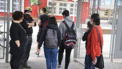Учителя против минздрава и минпроса: лучше учиться удаленно, чем заражаться - vesty.co.il - Россия - Израиль - Иерусалим