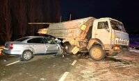 Под Киевом легковушка влетела в “Камаз”: водитель погиб. Фото - vlasti.net - Киев - Киевская обл. - Одесса