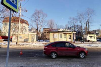 В Великих Луках пешеход попала в больницу в результате ДТП - mk-pskov.ru - Россия - Псковская обл. - Псков