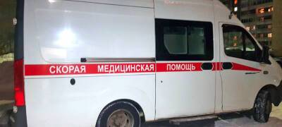 В Петрозаводске врач поставила капельницу пьяному пациенту в машине скорой помощи и получила по лицу - stolicaonego.ru - Петрозаводск - республика Карелия