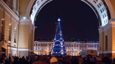 Сергей Корнеев - Более 900 тысяч туристов посетили Петербург во время новогодних праздников - russian.rt.com - Россия - Санкт-Петербург