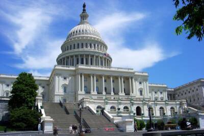 Роберт Менендес - В конгрессе США представили законопроект о новых санкциях против РФ - aif.ru - Москва - Россия - США - Украина
