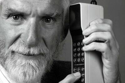Стив Джобс - Марк Салливан предрек появление современных телефонов почти 70 лет назад - newsland.com