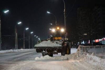 Юрий Парахин - Мэр Орла рассказал об уборке города от снега - vechor.ru - Украина - Орла