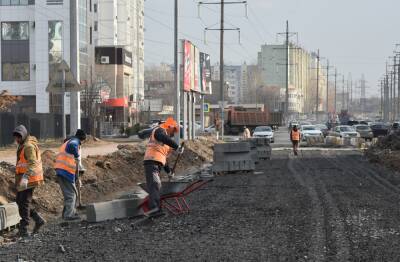 В Астрахани в 2022 году отремонтируют более 17 километров автодорог - astrakhanfm.ru - Астрахань