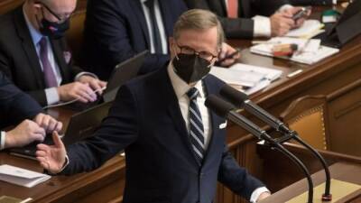 Андрей Бабиша - Чешские депутаты довели до нецензурщины главу правительства - eadaily.com - Чехия