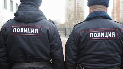 Пенсионеру в Петербурге не хватило салюта на Новый год и он поджег файером балкон и иномарку - neva.today - Россия - Санкт-Петербург