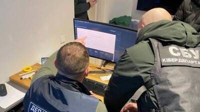 СБУ викрила українських розробників масштабного сервісу для хакерів - hubs.ua - Украина