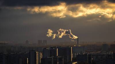 Владимир Ефимов - В Москве рассказали о росте объёмов промышленного производства в 2021 году - russian.rt.com - Москва