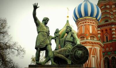 Андрей Иванов - На Красной площади реставраторы демонтировали памятник Минину и Пожарскому - newizv.ru - Россия - Московская обл. - городское поселение Одинцовский