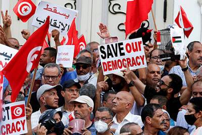 Саид Каис - В Тунисе объявлен День гнева - ng.ru - Россия - Тунис - Тунисская Респ.