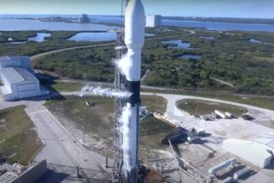 Владимир Зеленский - Илон Маск - Компания Илона Маска SpaceX запустила в космос украинский спутник - mk.ru - США - Украина - Киев - шт.Флорида