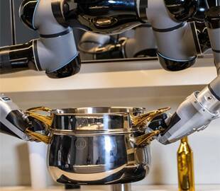В США рестораны все чаще начали заменять поваров на роботов - enovosty.com - США