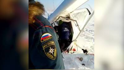Видео с места падения экскурсионного самолета на Алтае - tvc.ru - респ. Алтай - Бийск