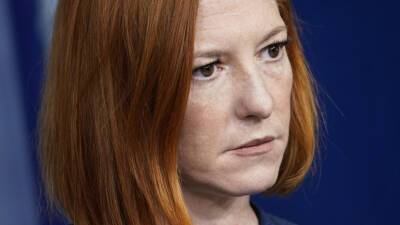 Джен Псаки - Псаки заявила об обеспокоенности США кибератакой на сайты властей Украины - russian.rt.com - США - Украина