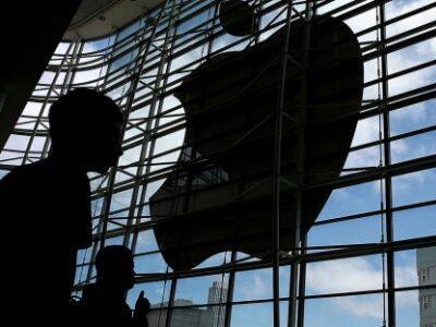 Apple начала выполнять требования российского закона о "приземлении" - kasparov.ru - Россия - Сингапур