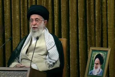 Дональд Трамп - Касем Сулеймани - Аля Хаменеи - Twitter заблокировал аккаунт лидера Ирана из-за видео о Трампе - mk.ru - США - Иран - Багдад - Twitter
