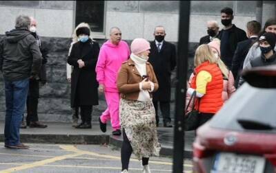 Ирландия - Шинейд О'Коннор пришла на кремацию сына в розовом костюме - korrespondent.net - Украина - Ирландия - Дублин
