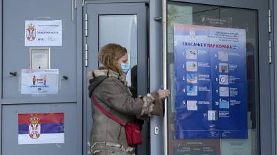 В Сербии завершился референдум по конституционной реформе - ru.euronews.com - США - Англия - Сербия - Белград - Португалия - Брюссель - Косово - Приштина