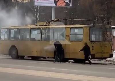 В мэрии прокомментировали инцидент с дымящимся троллейбусом - ya62.ru - Рязань